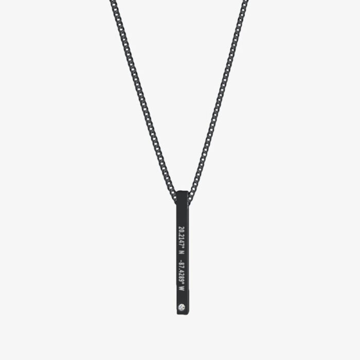 BlackBarNecklace d726404a 72a7 41b2 8021 7ac3e53651f7